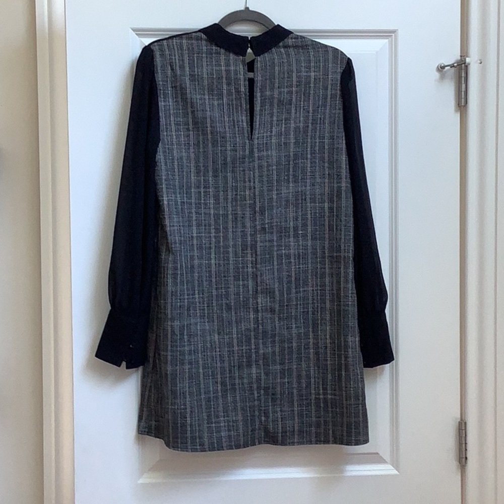 Flattering Bcbgeneration Dress. Size Small - image 2